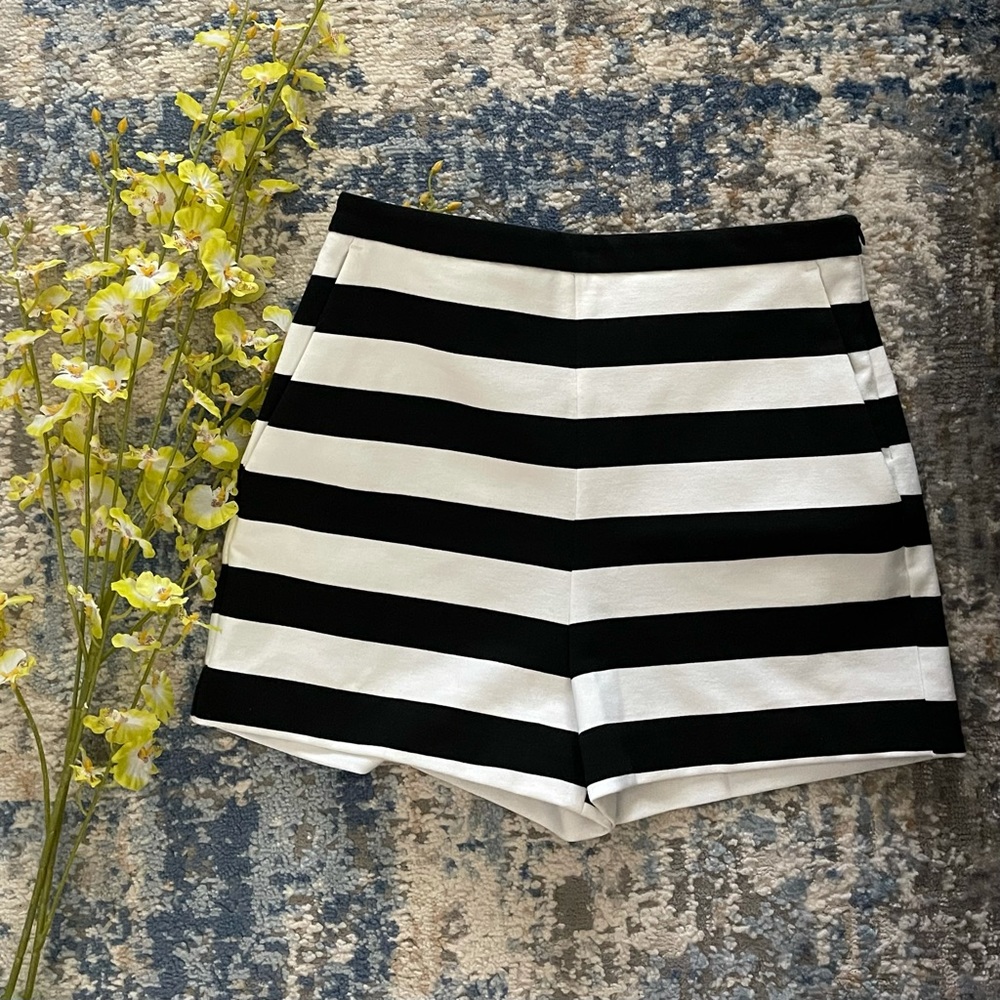 Express super high waisted shorts